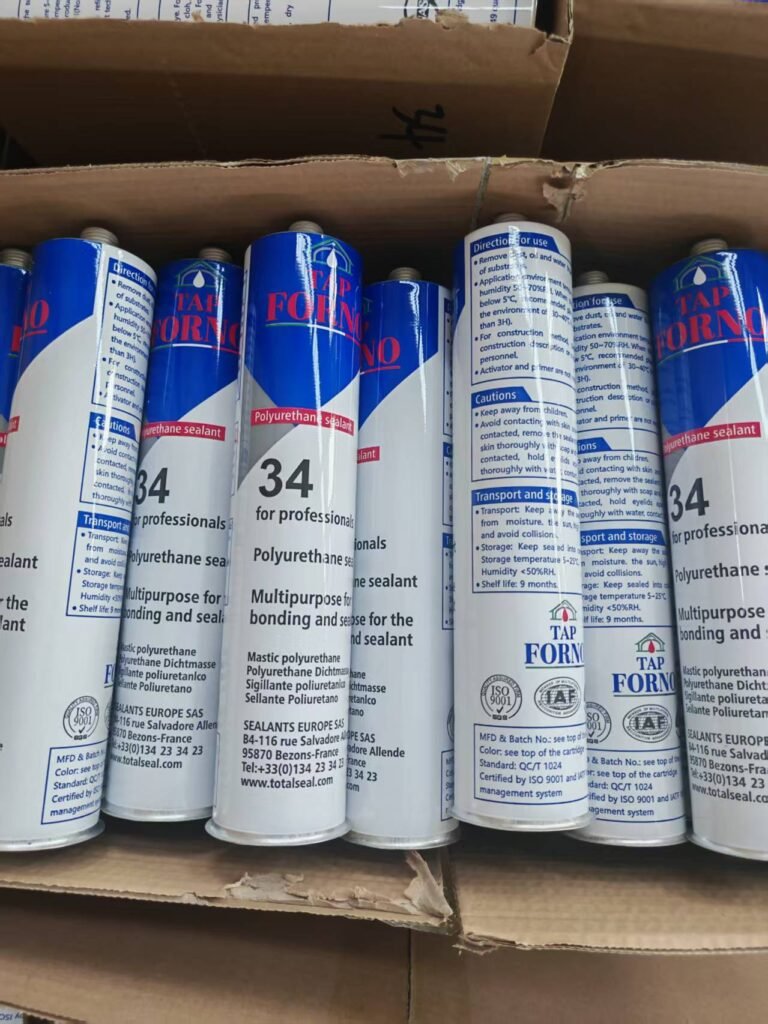 Polyurethane sealant cartridge packaging example